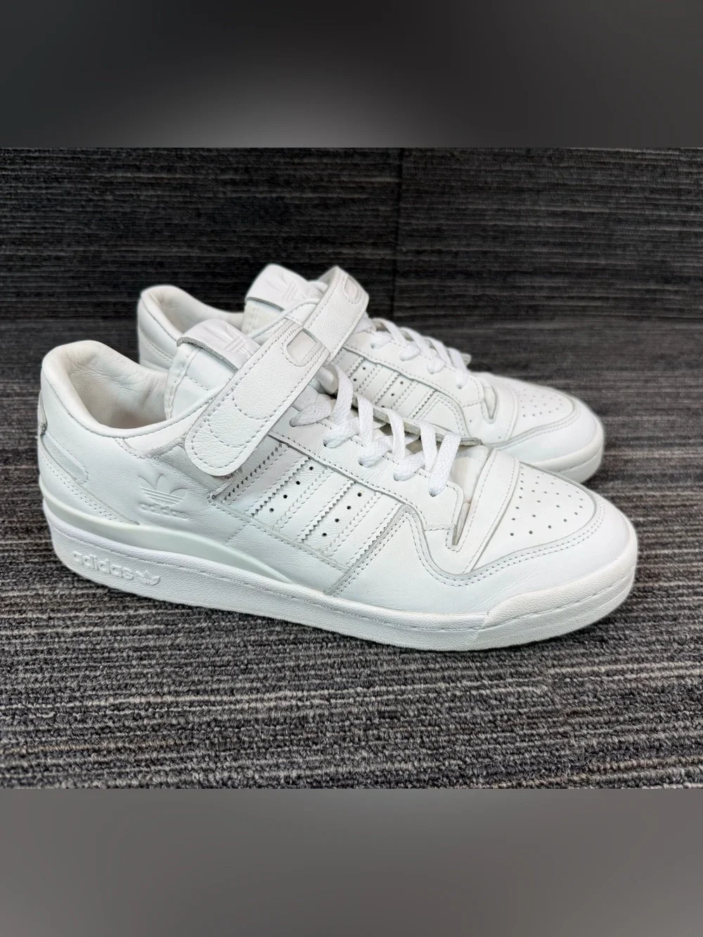 adidas Forum 84 Low Triple White Leather Shoes Men’s 9.5
